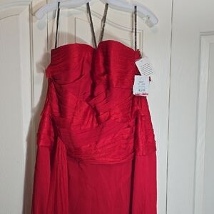 Elegant Red Strapless Dress